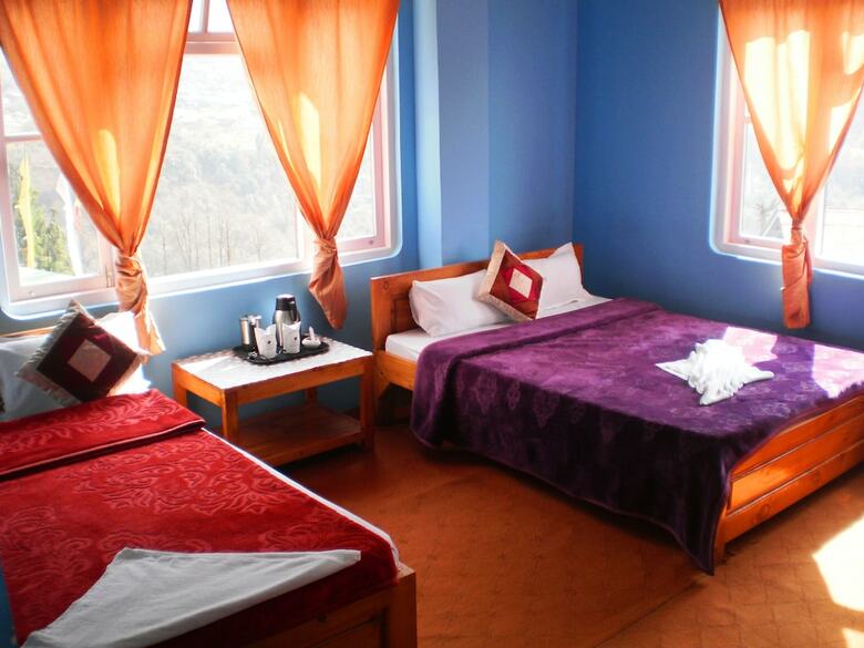 Hotel Tenzing Retreat