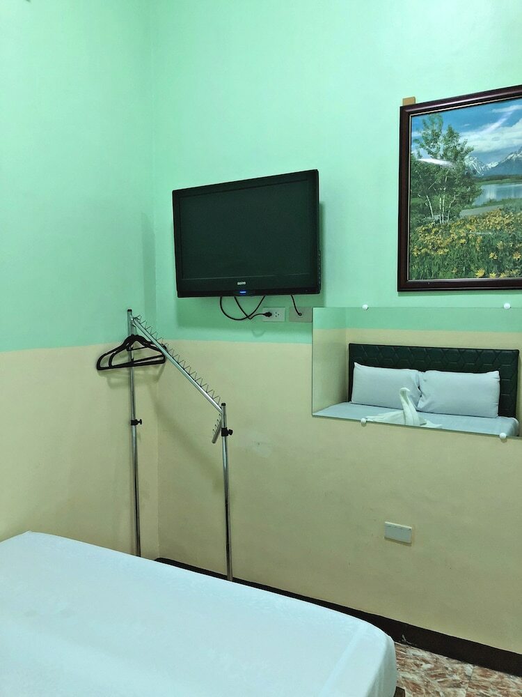 Hotel Knights Ko Suites