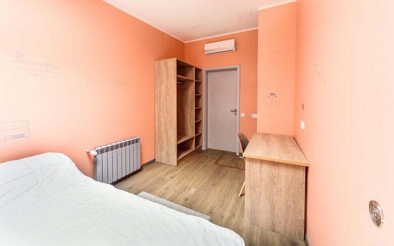 Hostal Friday Hostel