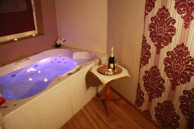 Krist�ly Hotel
