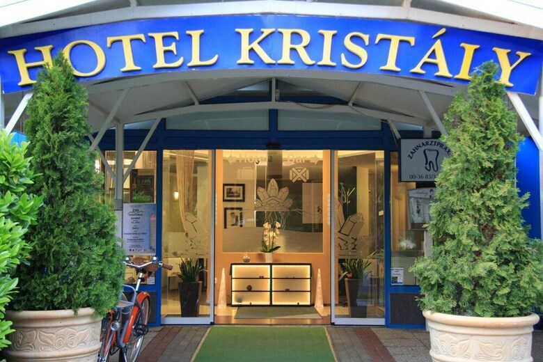 Krist�ly Hotel