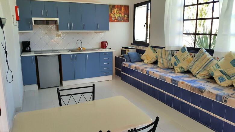 La Concha Del Mar Apartments