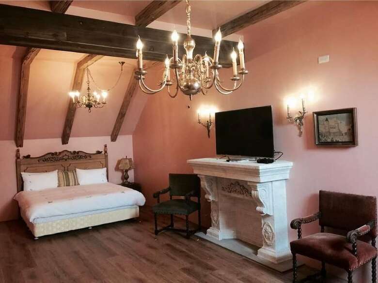 Bed & Breakfast Chateau De France