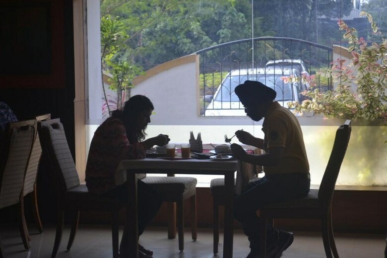 Aparthotel Aaha Airport Hotel