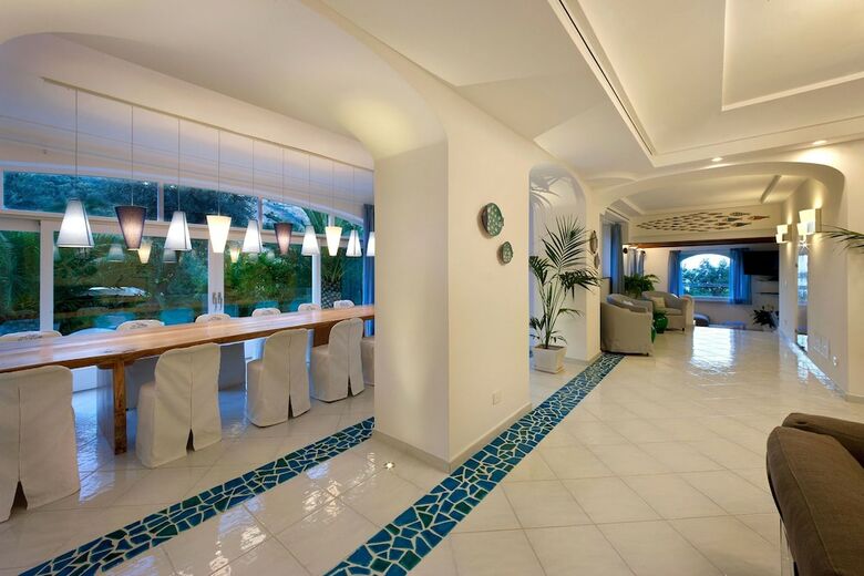 Villa Ariadne