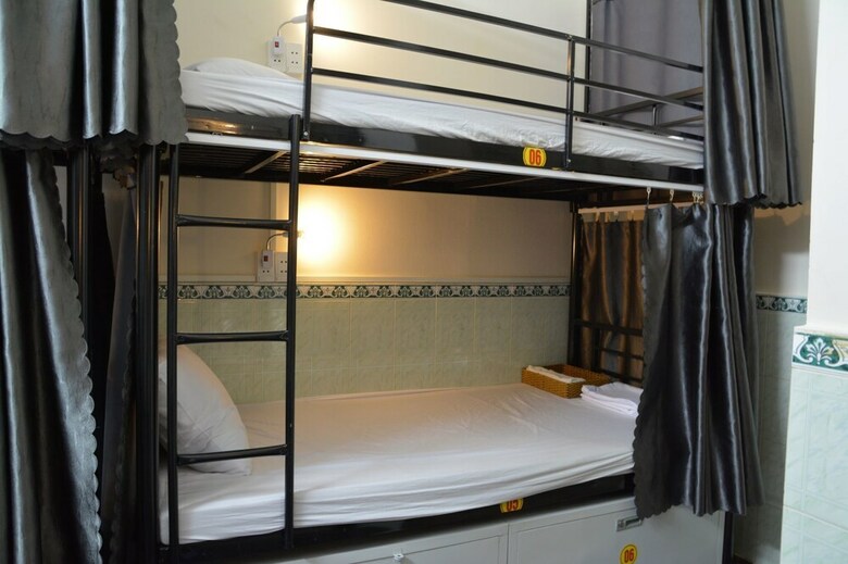 Hostal Dorm24h Hostel