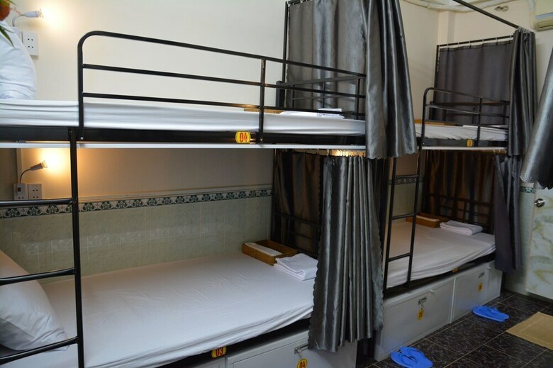 Hostal Dorm24h Hostel