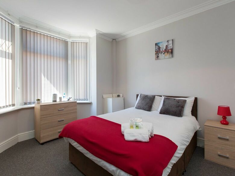 Hotel Townhouse @ 55 Brooklyn St