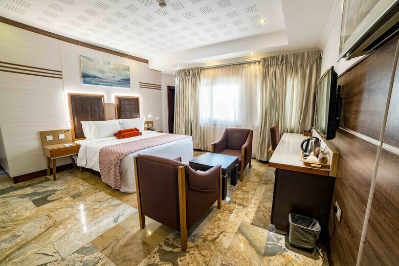 Hotel Alphaplus Apartments