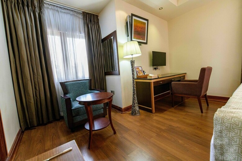 Hotel Alphaplus Apartments