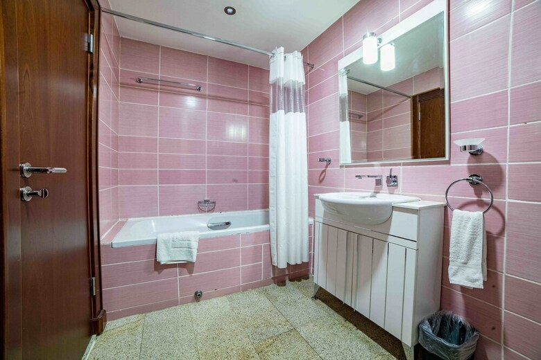 Hotel Alphaplus Apartments
