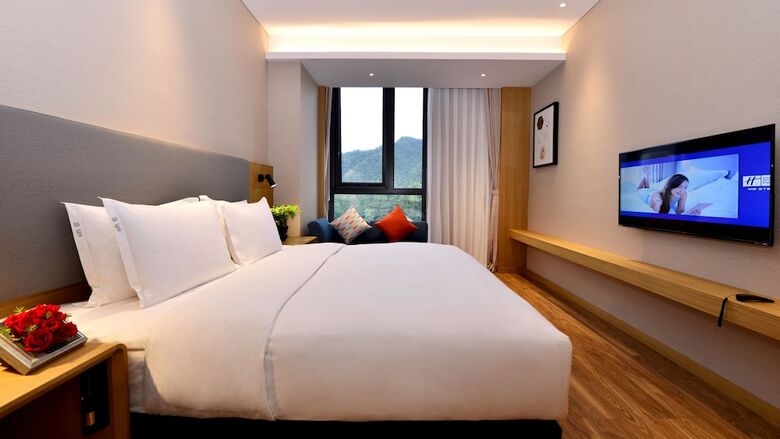 Hotel Holiday Inn Express Luanchuan