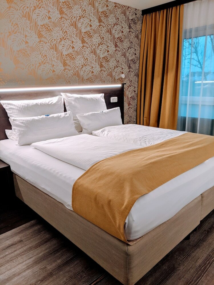 Hotel Luxstay