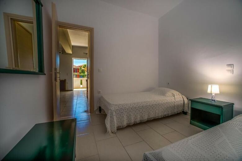 Tesys Studios & Apartments