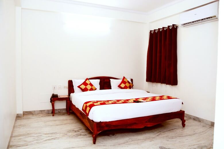 Hostal Hotel Sugandh Retreat