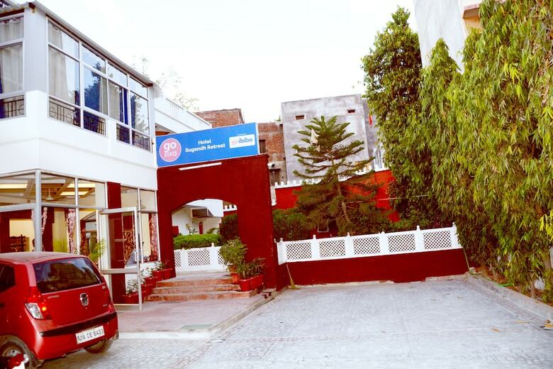 Hostal Hotel Sugandh Retreat
