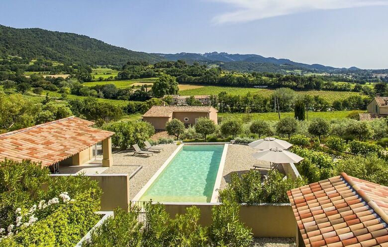 B&B Patios Des Vignes