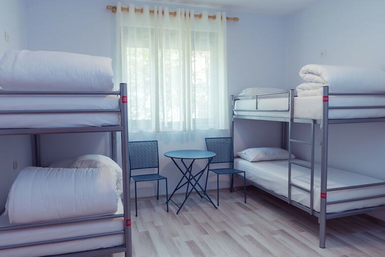 Hostal Art Hostel & Apartments