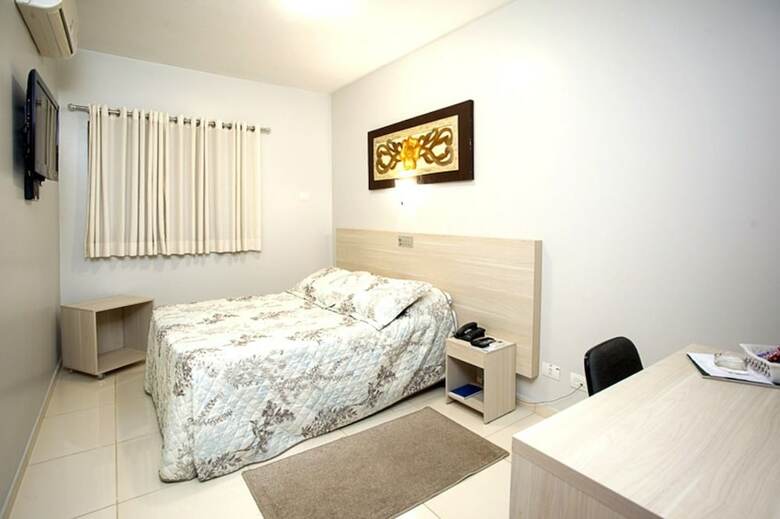 Alves Hotel Ltda