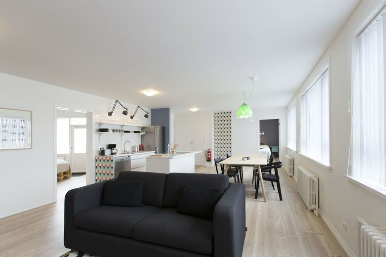 Apartments By Ylma - Sk�lav�rdustigur