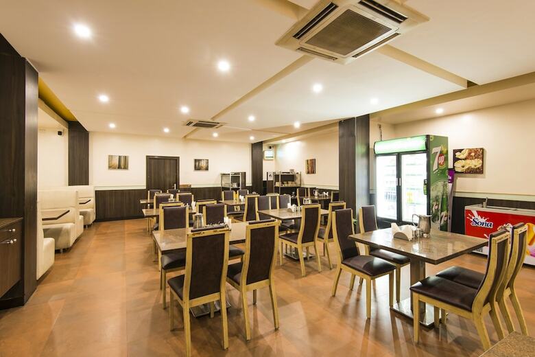 Fabhotel Arunaachalaa Residency