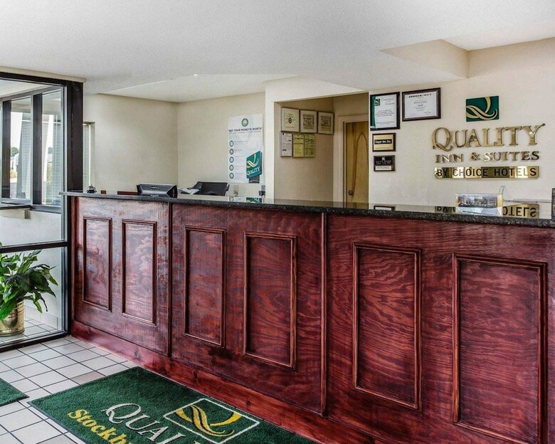 Hotel Quality Inn And Suites