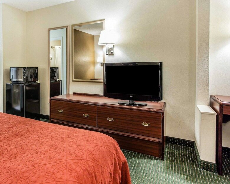 Hotel Quality Inn And Suites