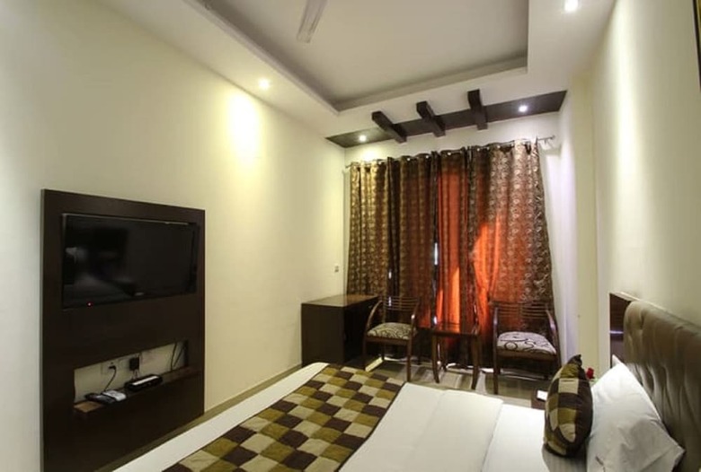 Hotel Orange Inn