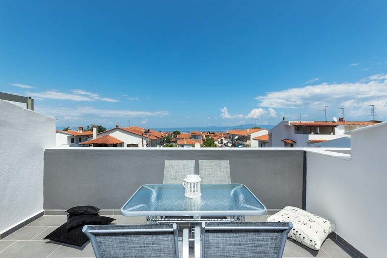 Apartamentos Nymphes Deluxe Accommodation