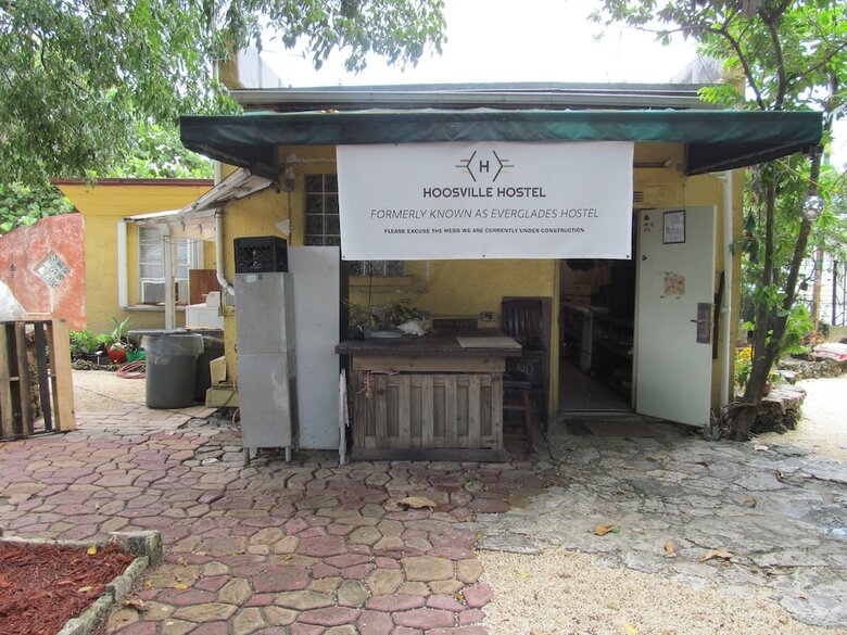 Hostal Hoosville Hostel