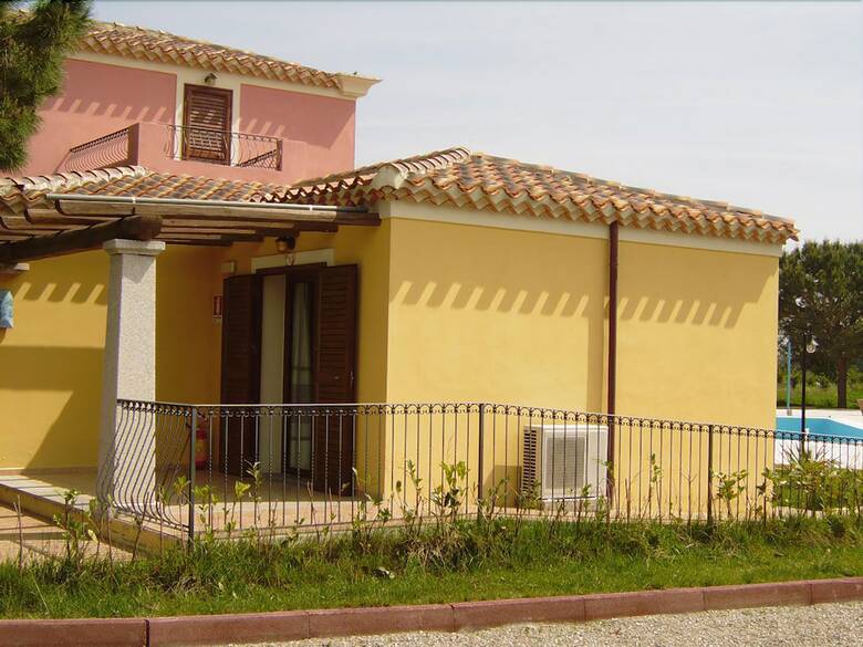 Rejna Residence Hotel
