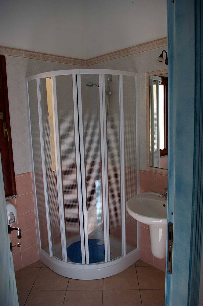 Rejna Residence Hotel