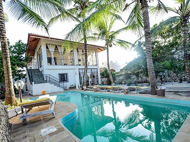 Hotel Watamu Sunflower House