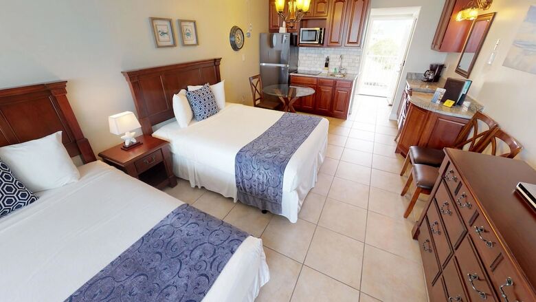 Hotel Island Inn Beach Resort