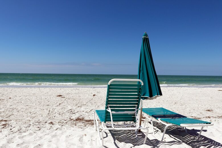 Hotel Island Inn Beach Resort
