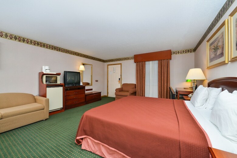 Motel Howard Johnson By Wyndham Lenox