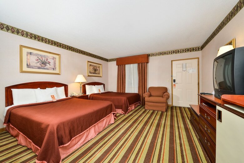 Motel Howard Johnson By Wyndham Lenox