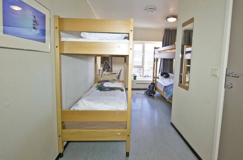 Hostal Lillehammer Station Hotel & Hostel