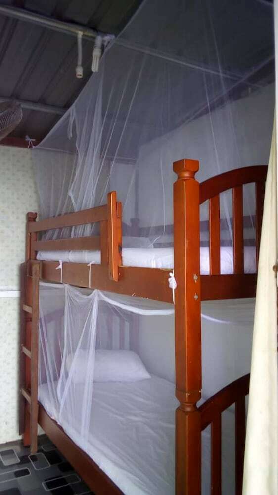 Hotel Warna Warni Cabin