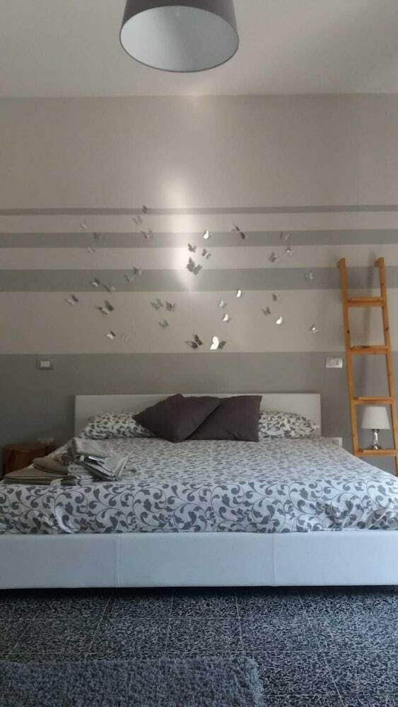 Hotel C�  Rossi City  House