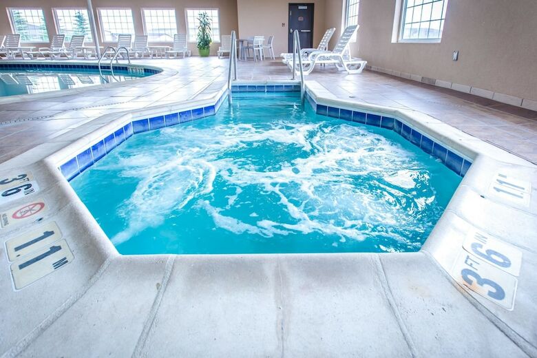 Hotel Quality Inn & Suites University