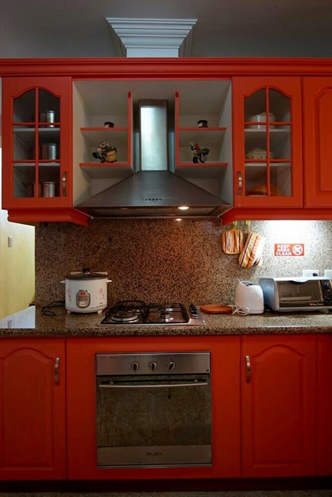 Charming Tagaytay Vacation Home