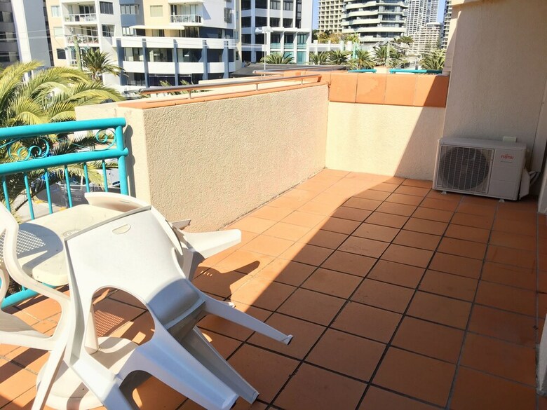 Apartamentos Broadbeach Private Apt With Cha