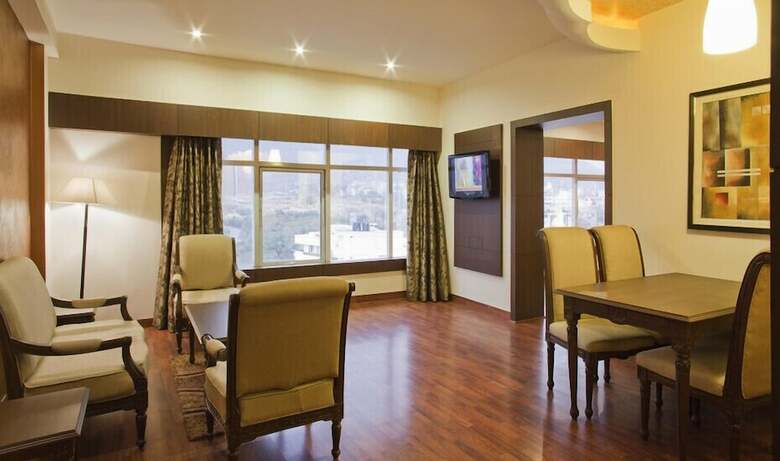 Hotel Kc Residency