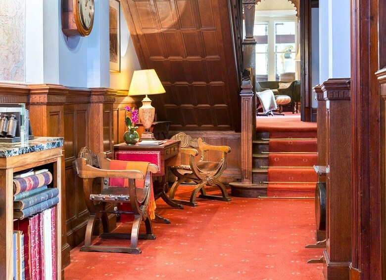 Hotel Ravenstone Manor