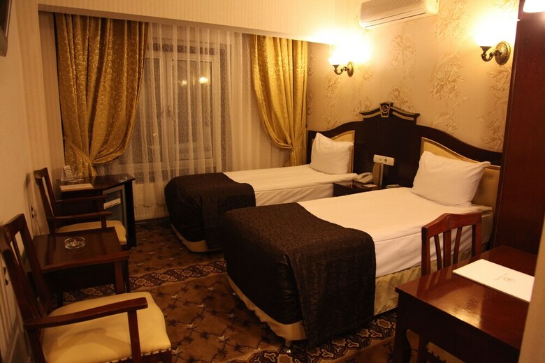Royal Anka Hotel