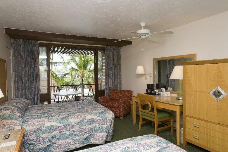 Uncle Billy's Kona Bay Hotel