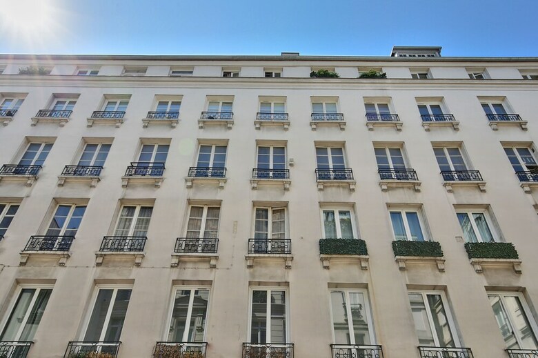 Apartamento 69 - Authentic Parisian Home