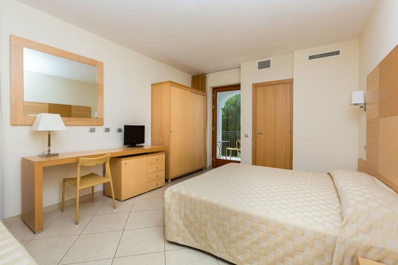Gusmay Resort - Hotel Cala Del Turco