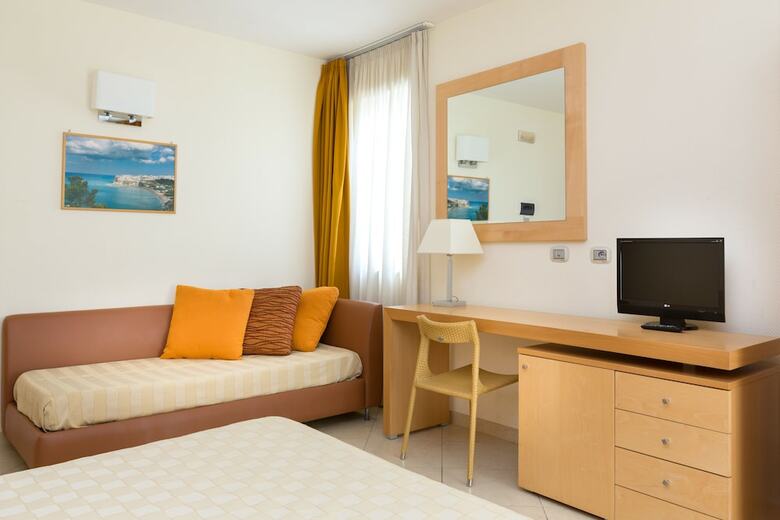 Gusmay Resort - Hotel Cala Del Turco